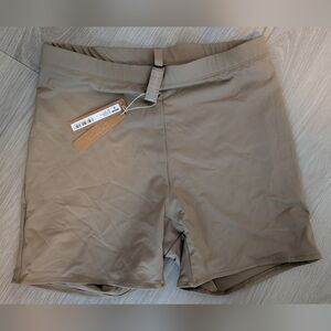 NWT SKIMS Signature Swim Mid Waist Short Size M Color Desert